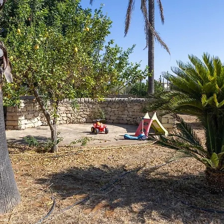 Appartamento Sam Con Giardino Comiso
